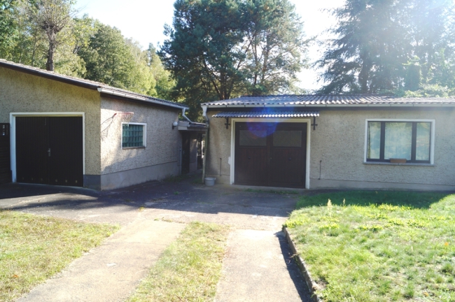 Garage und Nebengelass