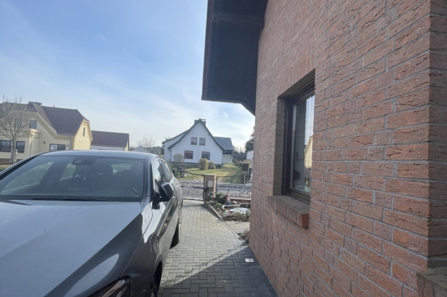 Stellplatz vorm Gartenhaus