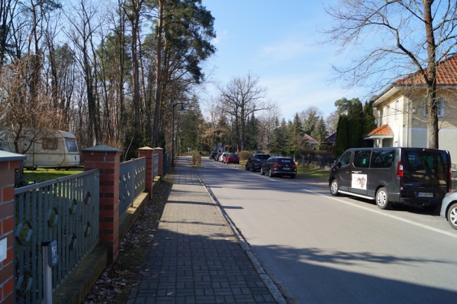 Anliegerstraße zum KMD