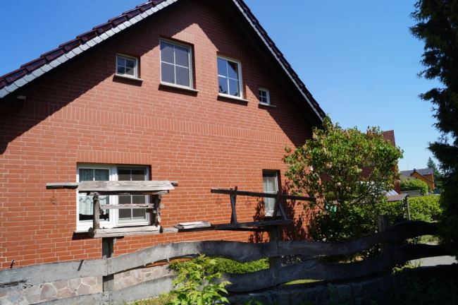 straßenseitige Ansicht