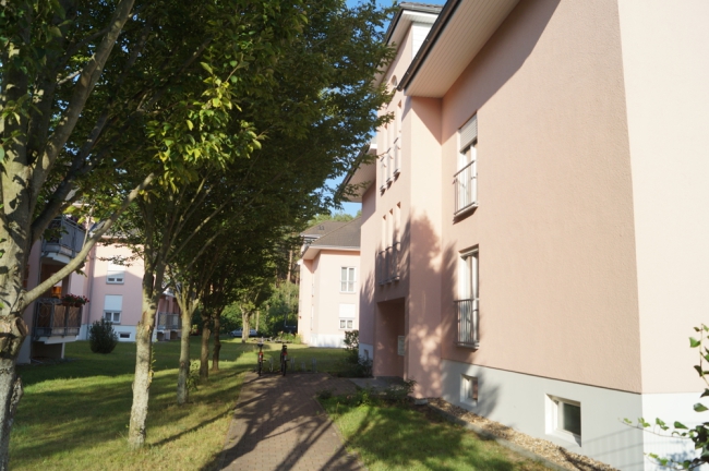 Vermietete Eigentumswohnung in gepflegter Stadtvilla in sehr guter Wohnlage in Grünheide.