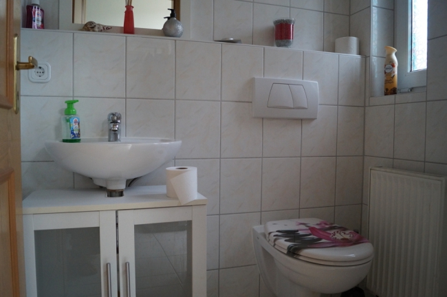 Gäste-WC EG